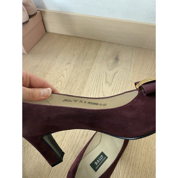 Bally Women's Vintage Maroon Purple Gold Suede Slip-On Pumps High Heels 7.5 - Picture 7 of 7